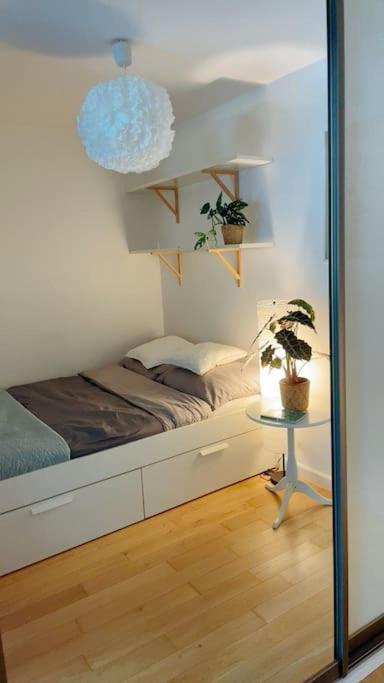 Appartement Comfortable In Bielany Warschau